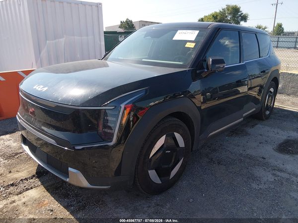 2026 KIA EV9 LIGHT LONG RANGE