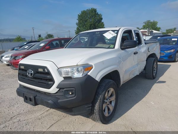 2017 TOYOTA TACOMA SR