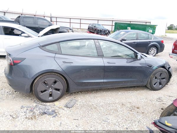 2021 TESLA MODEL 3