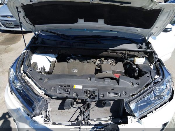 2019 TOYOTA HIGHLANDER LIMITED