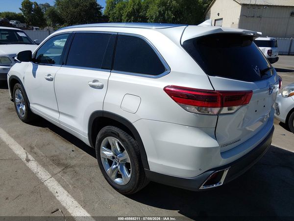 2019 TOYOTA HIGHLANDER LIMITED