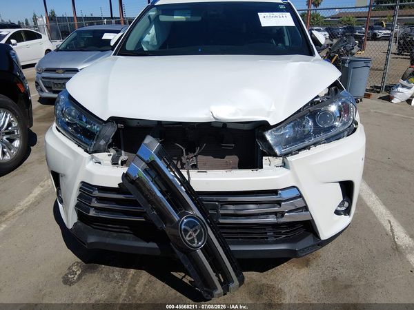 2019 TOYOTA HIGHLANDER LIMITED