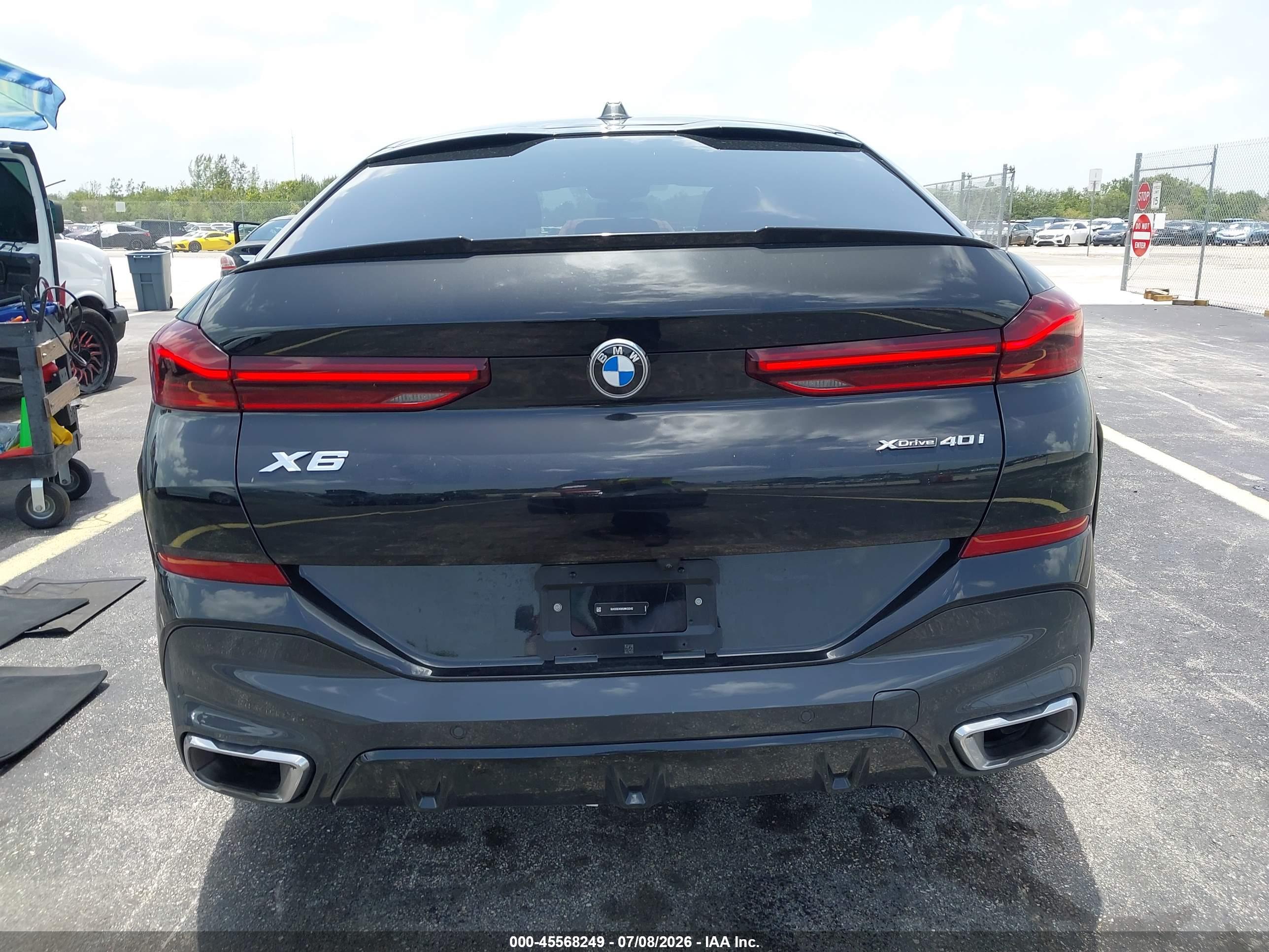 2025 BMW X6 XDRIVE40I