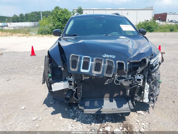 2018 JEEP CHEROKEE LATITUDE FWD