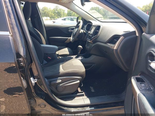 2018 JEEP CHEROKEE LATITUDE FWD