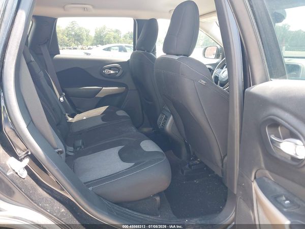 2018 JEEP CHEROKEE LATITUDE FWD