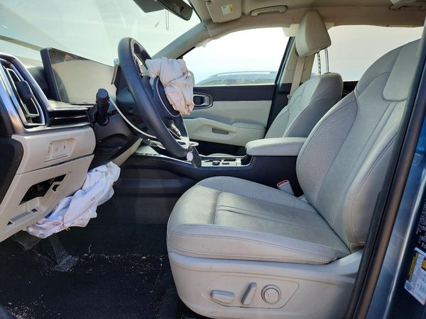 2025 KIA SORENTO HYBRID