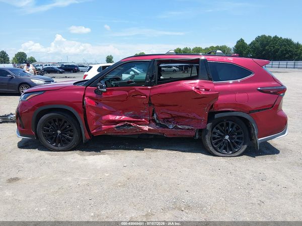 2024 TOYOTA HIGHLANDER