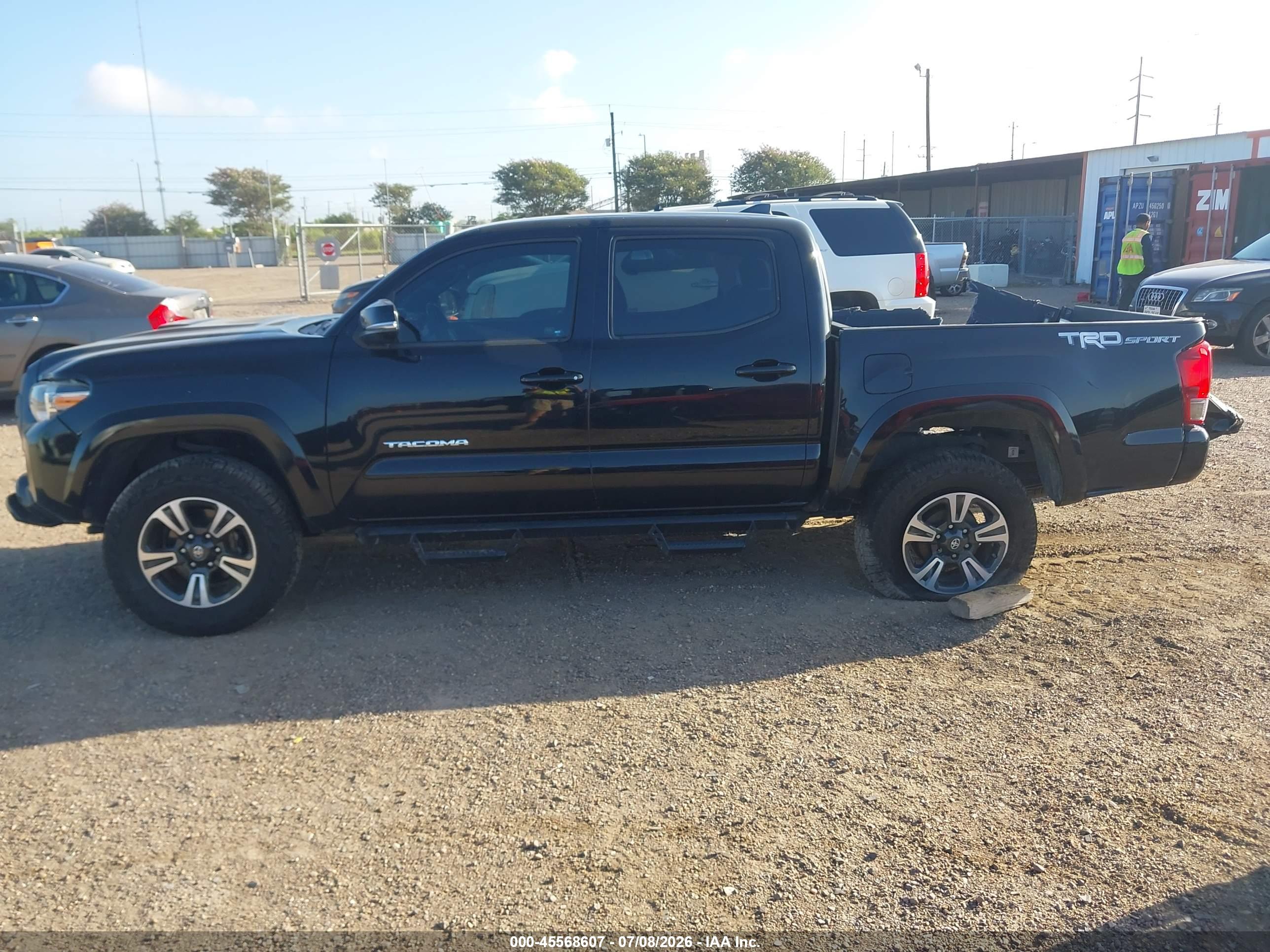 2017 TOYOTA TACOMA TRD SPORT