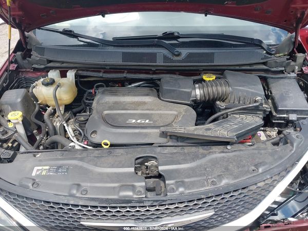 2017 CHRYSLER PACIFICA TOURING-L PLUS — I10