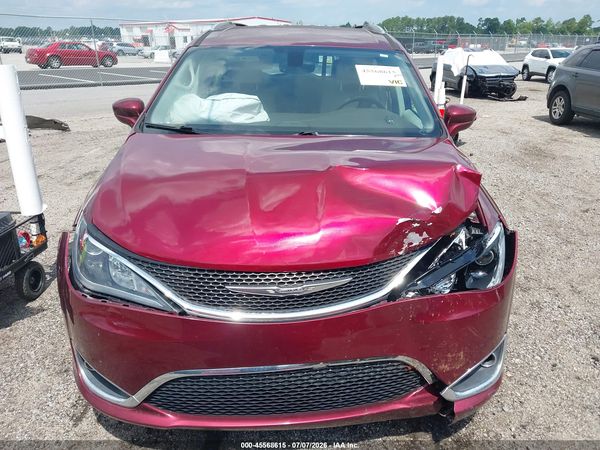 2017 CHRYSLER PACIFICA TOURING-L PLUS — I115