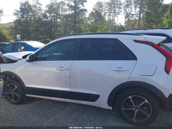 2025 KIA NIRO LX