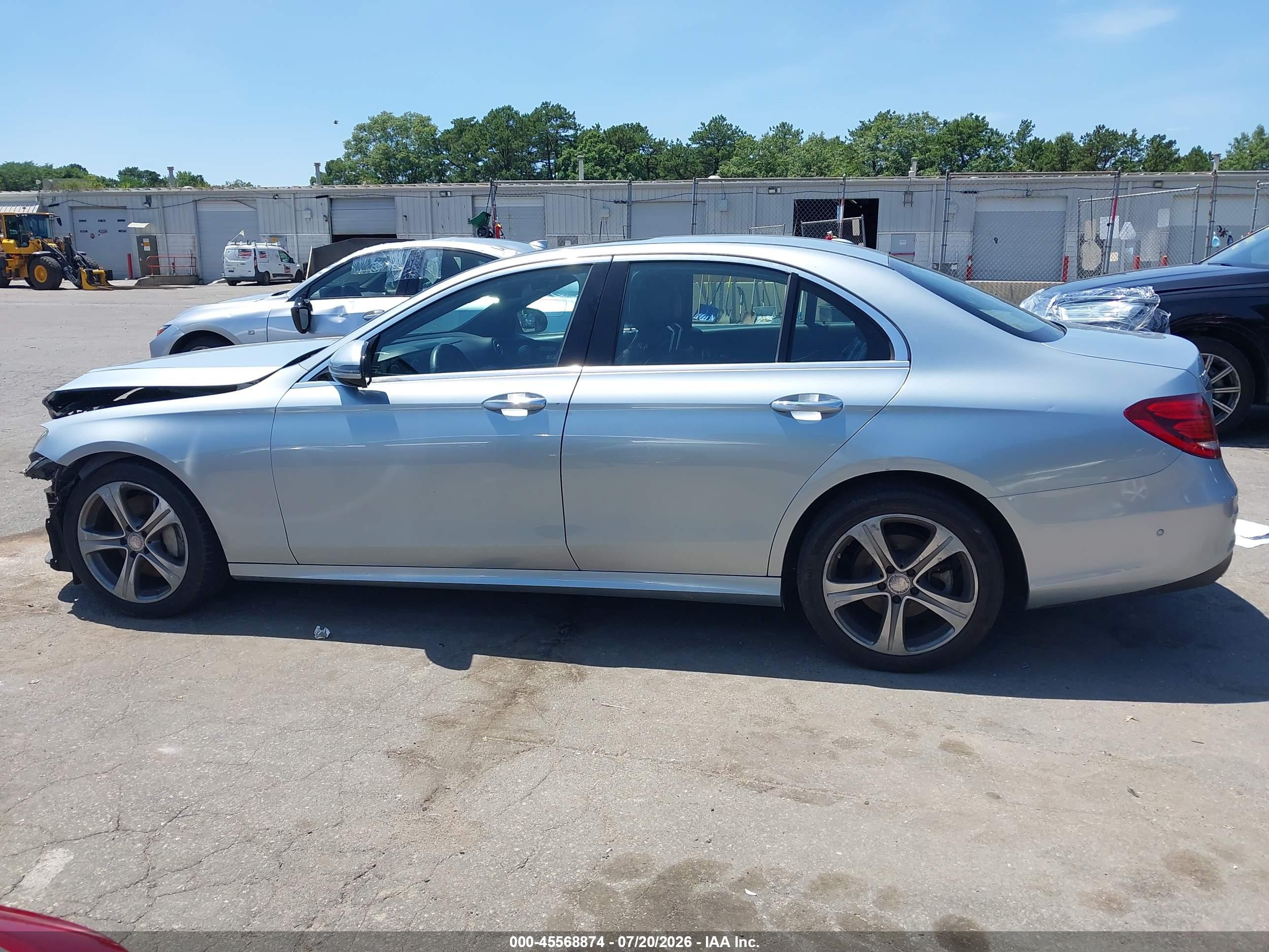 2017 MERCEDES-BENZ E 300 E300-4M
