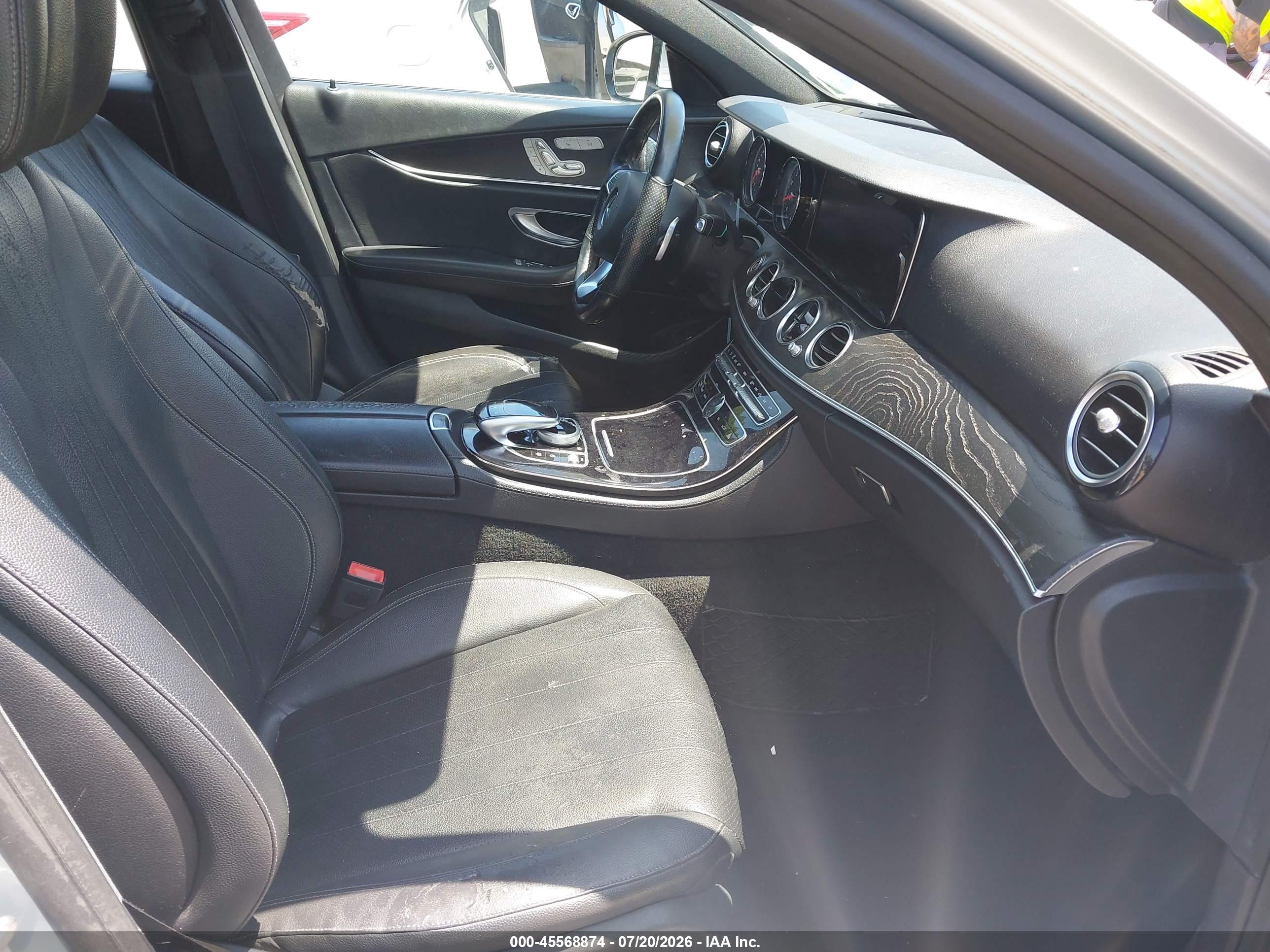 2017 MERCEDES-BENZ E 300 E300-4M
