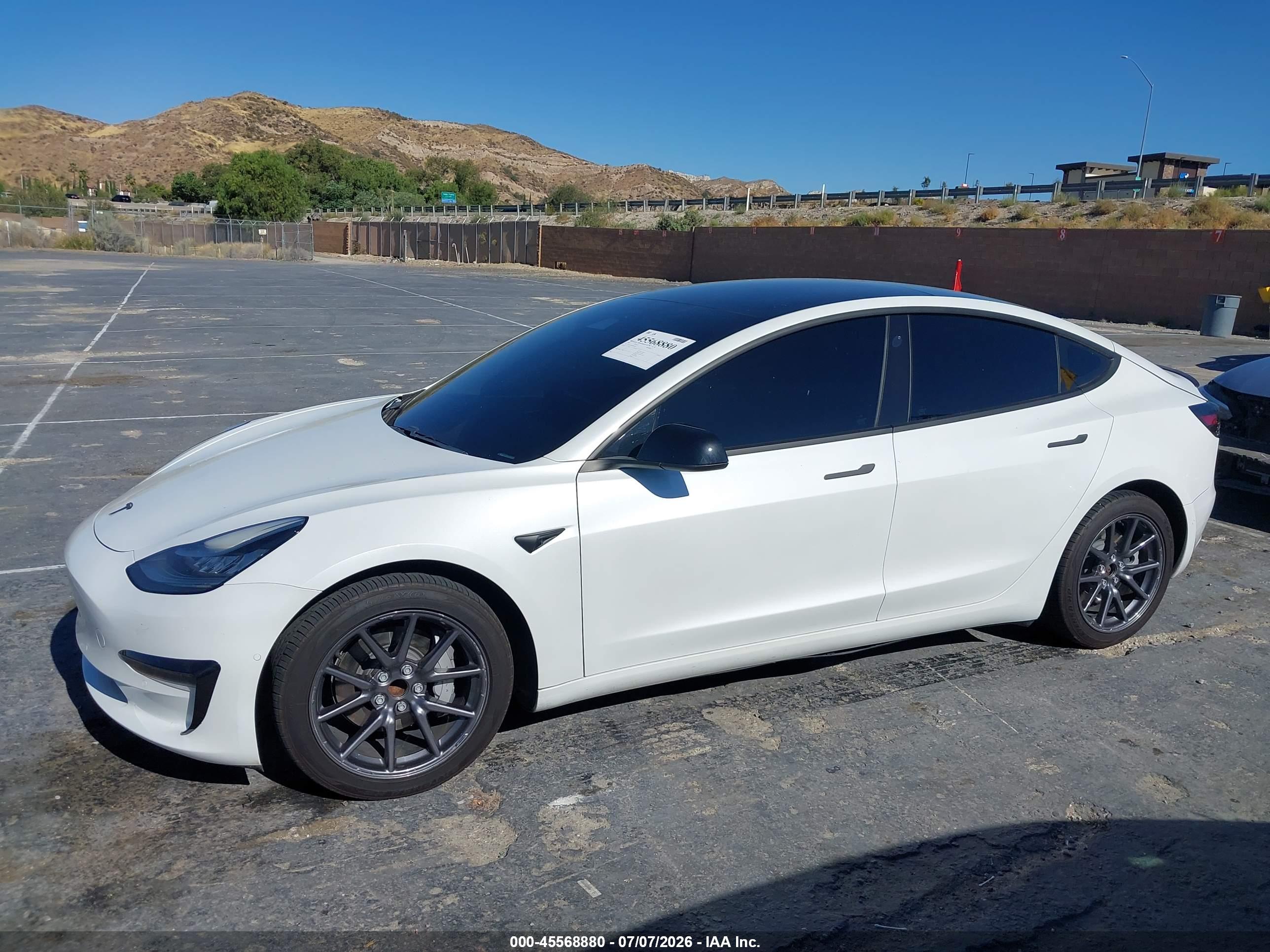 2020 TESLA MODEL 3