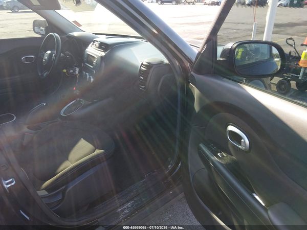 2018 KIA SOUL Base