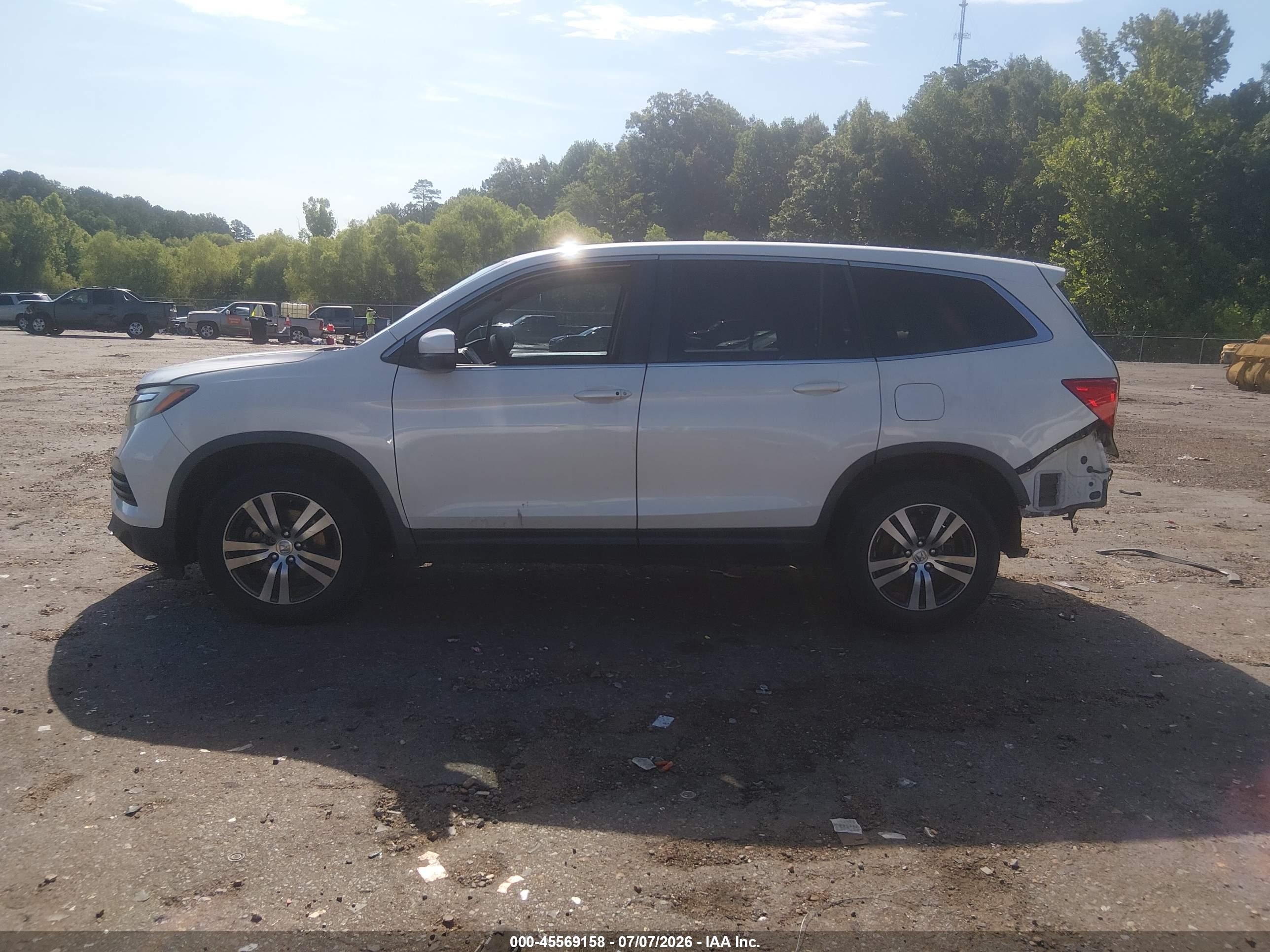 2017 HONDA PILOT EX