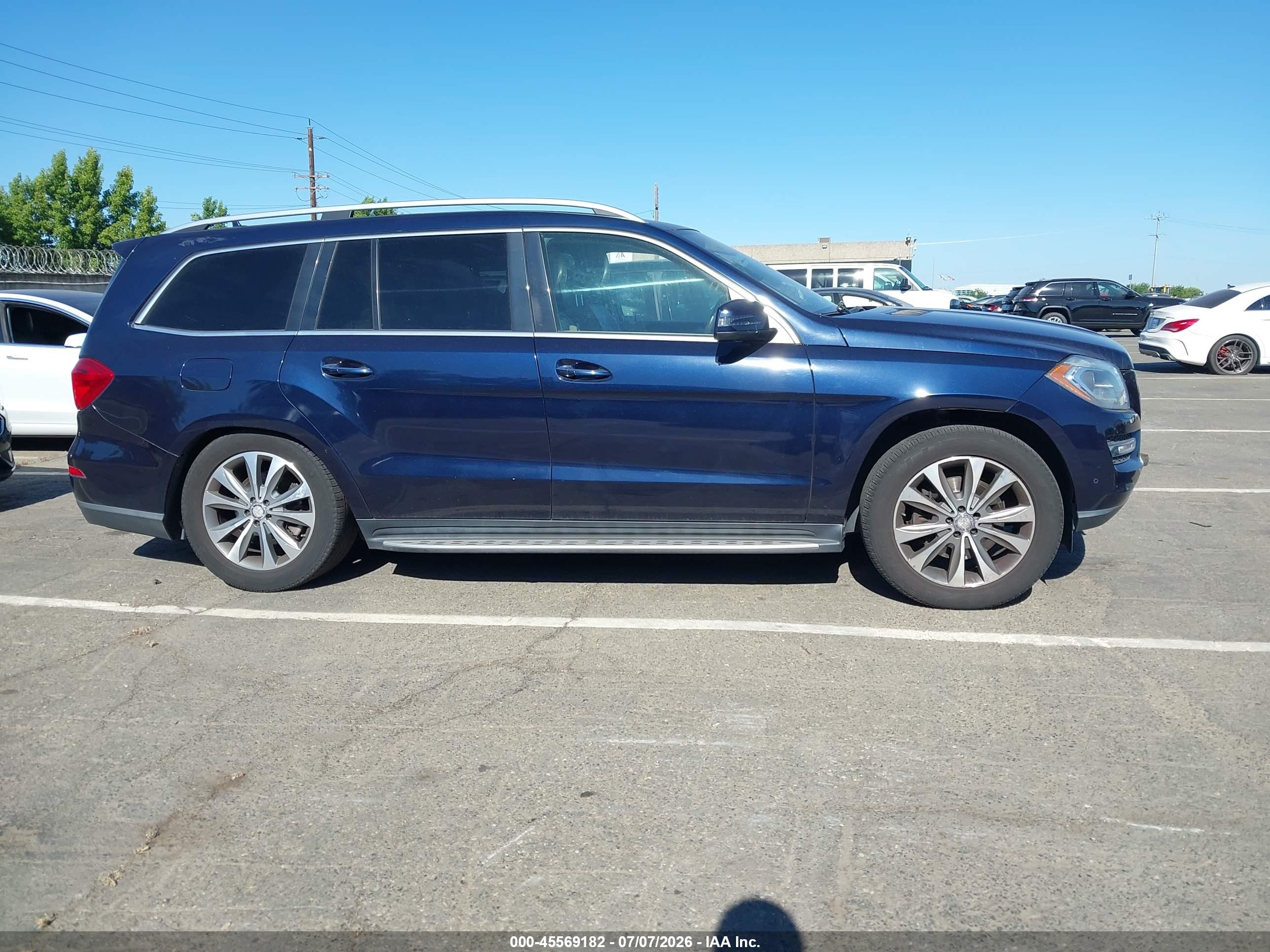 2014 MERCEDES-BENZ GL 450 4MATIC
