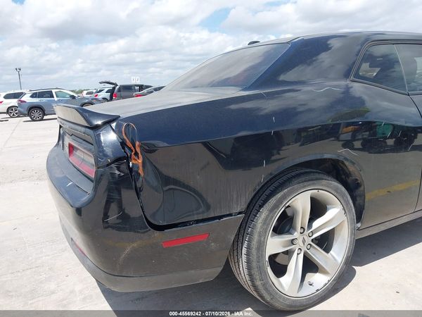 2018 DODGE CHALLENGER SXT