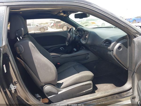2018 DODGE CHALLENGER SXT