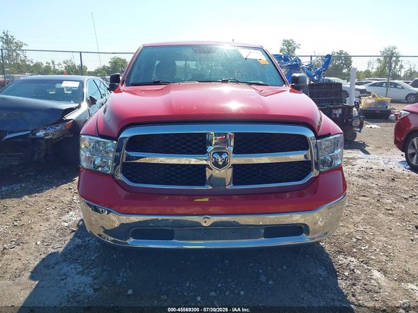 2016 RAM 1500 SLT