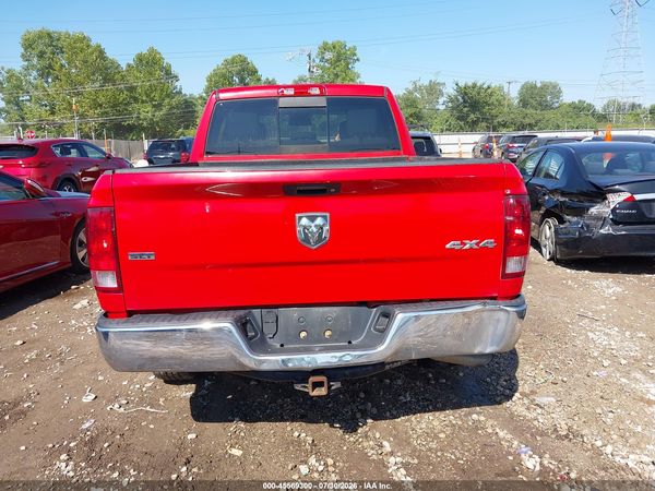 2016 RAM 1500 SLT