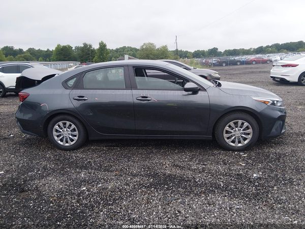 2023 KIA FORTE LX