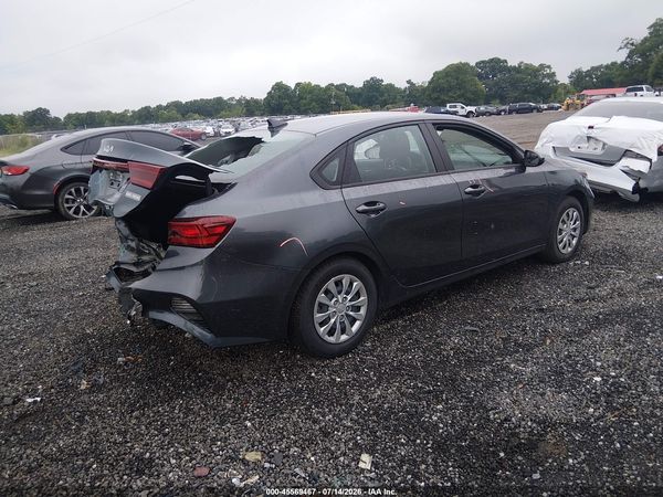 2023 KIA FORTE LX