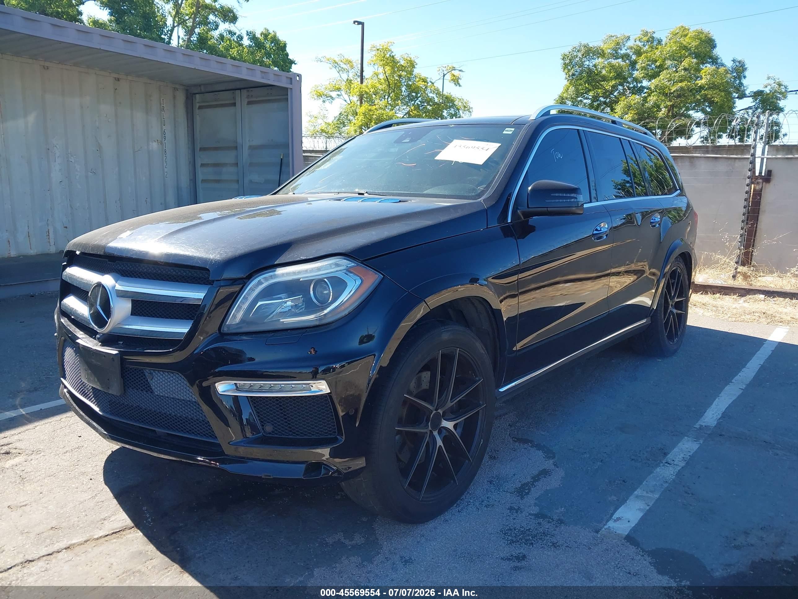 2015 MERCEDES-BENZ GL 550 GL550 4MATIC