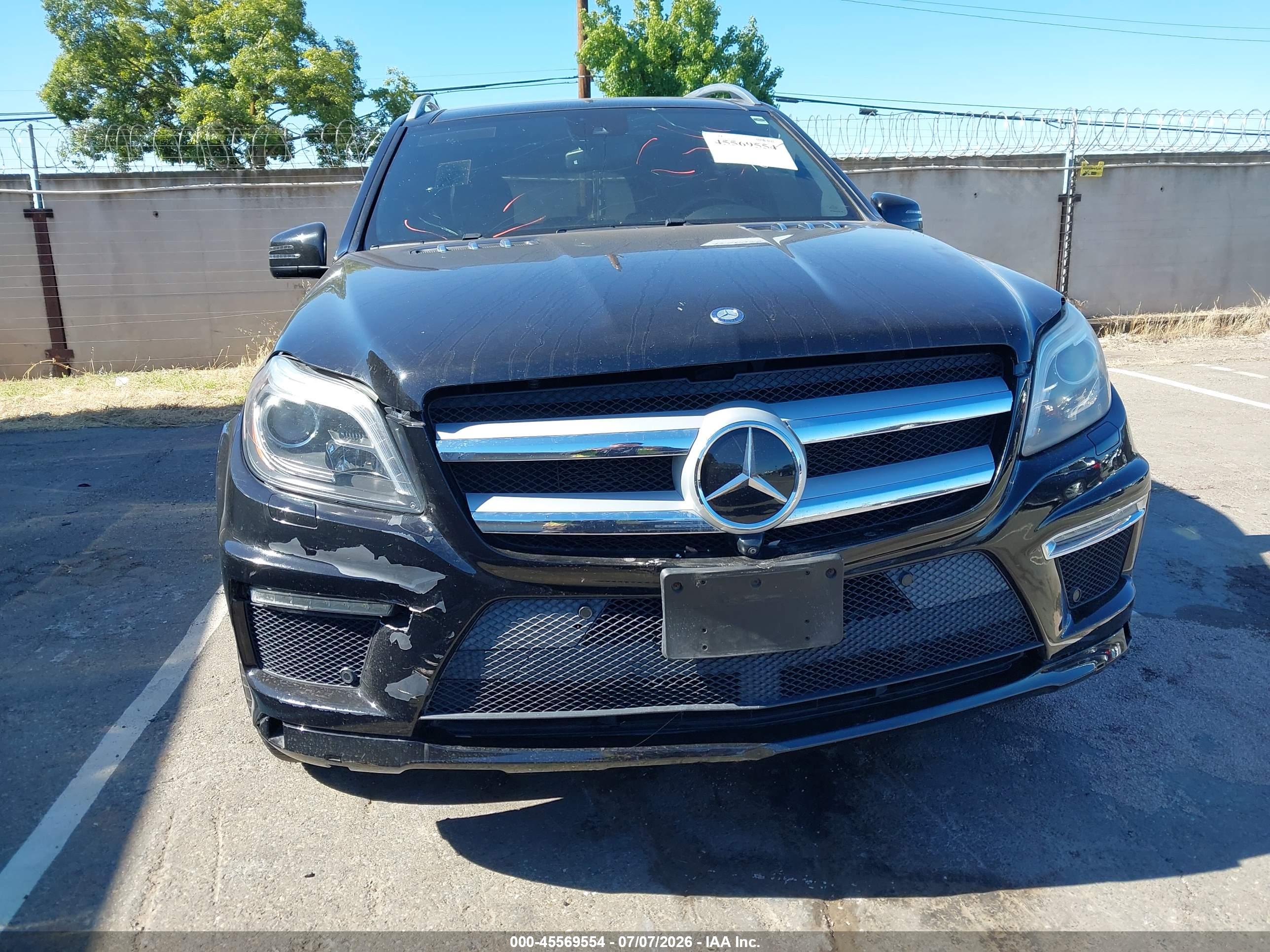 2015 MERCEDES-BENZ GL 550 GL550 4MATIC