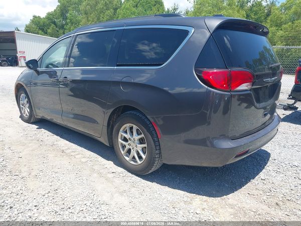 2020 CHRYSLER VOYAGER LXI