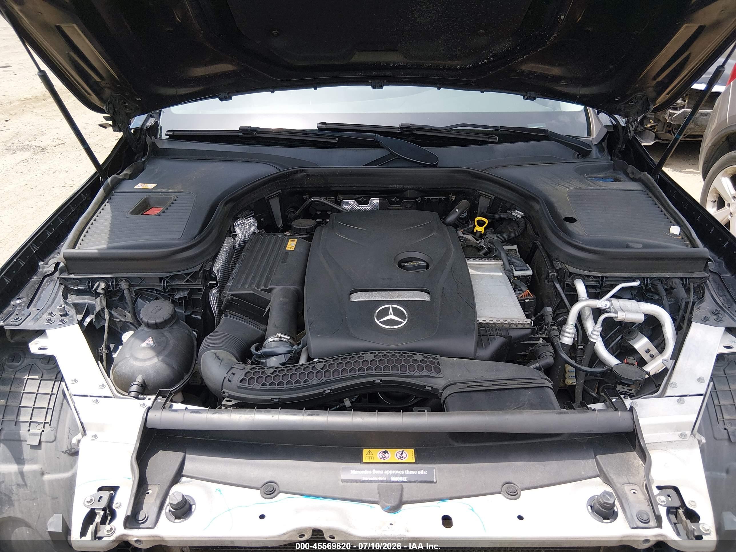 2016 MERCEDES-BENZ GLC 300 GLC300