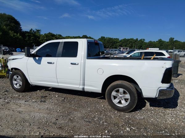 2016 RAM 1500 SLT
