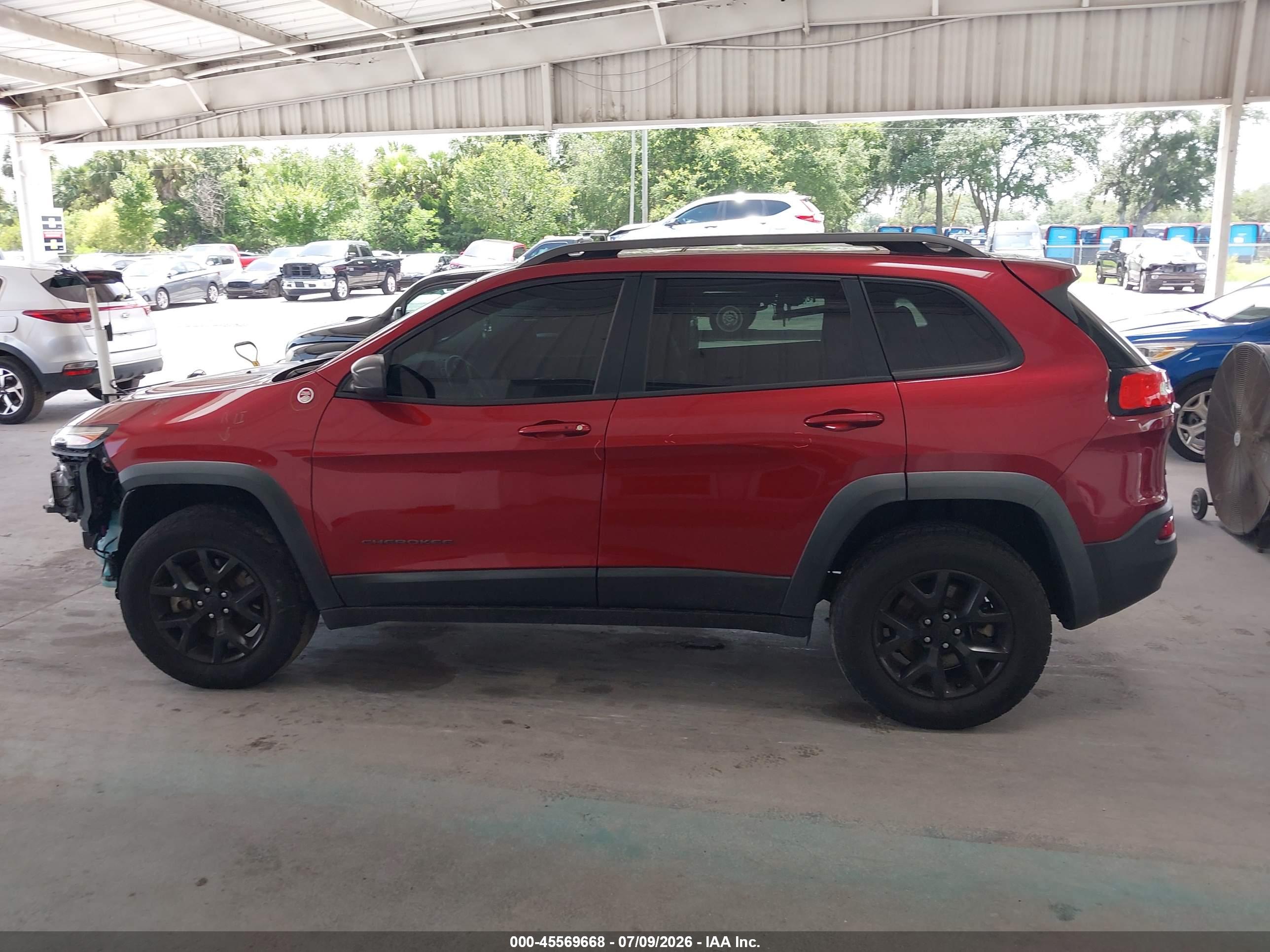 2016 JEEP CHEROKEE TRAILHAWK