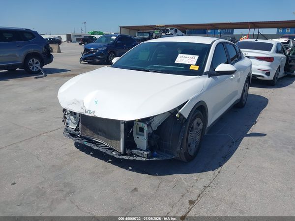 2025 KIA K4 LX