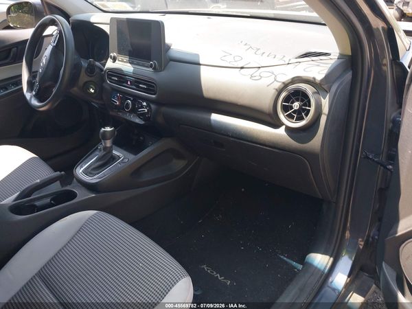 2022 HYUNDAI KONA SE