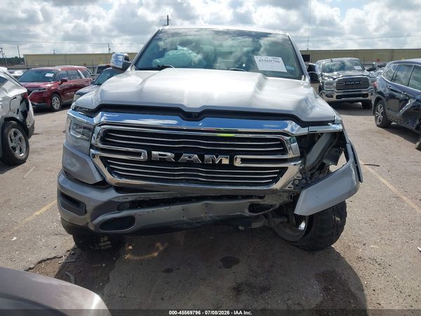 2019 RAM 1500 LARAMIE  4X4 6'4 BOX