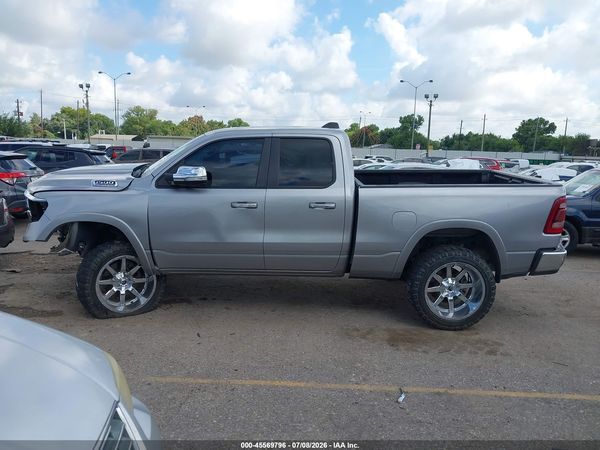 2019 RAM 1500 LARAMIE  4X4 6'4 BOX