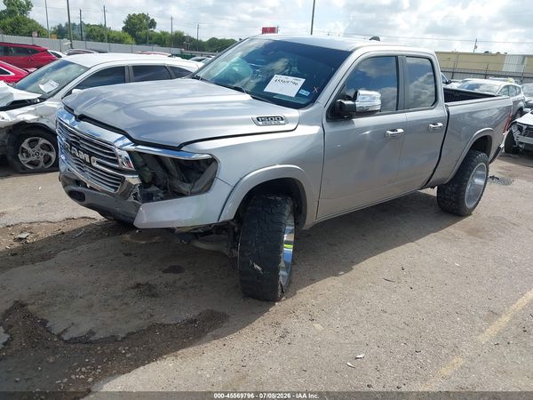 2019 RAM 1500 LARAMIE  4X4 6'4 BOX