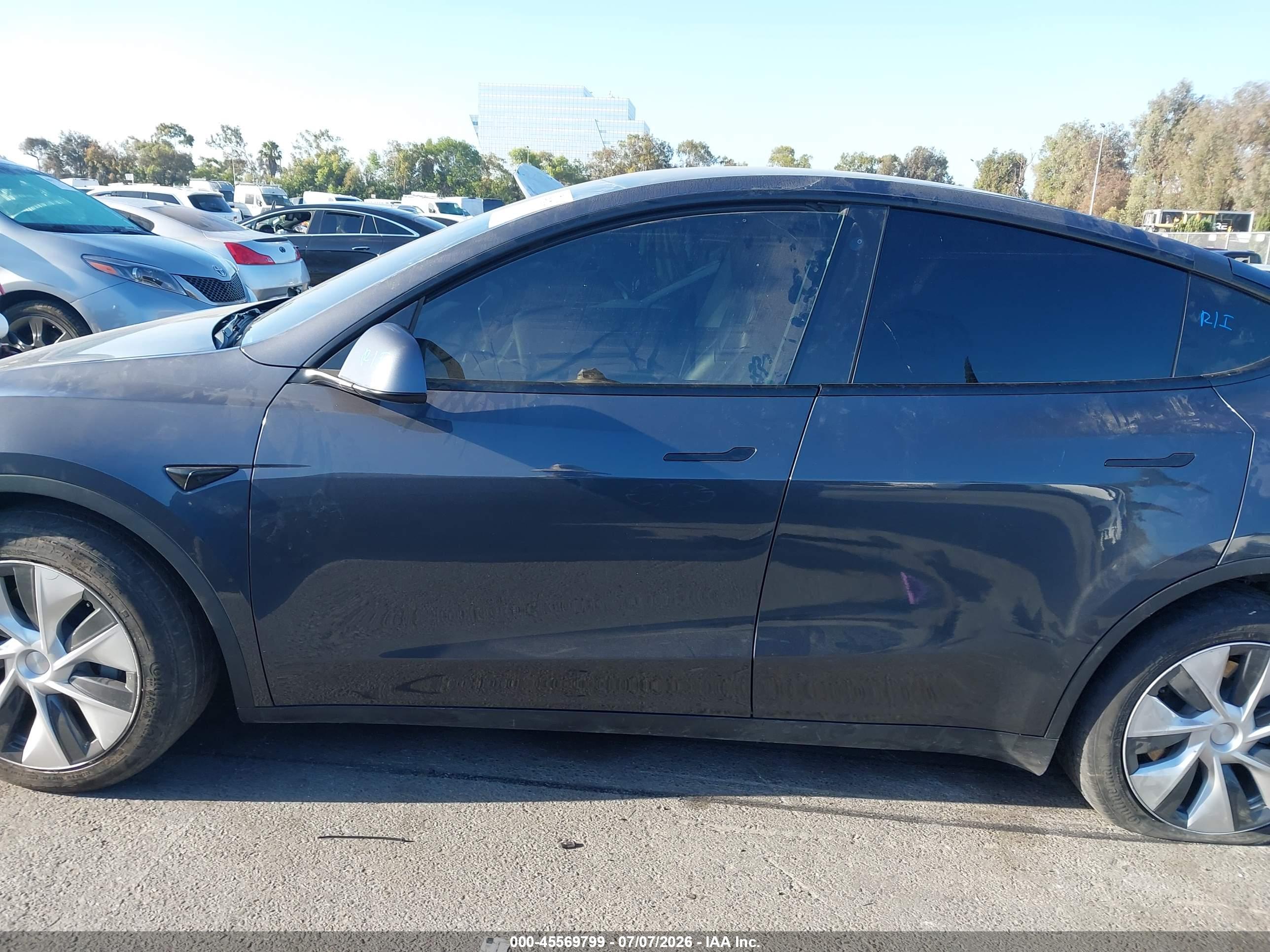 2021 TESLA MODEL Y