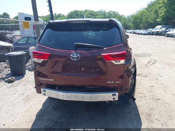 2018 TOYOTA HIGHLANDER XLE