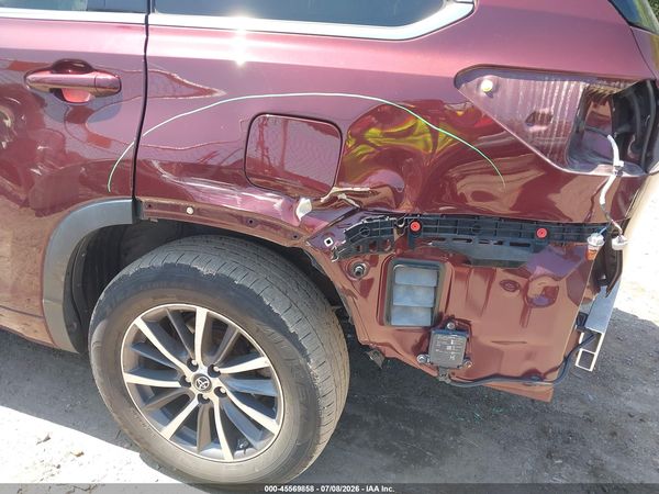 2018 TOYOTA HIGHLANDER XLE