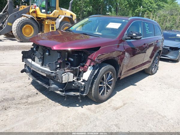 2018 TOYOTA HIGHLANDER XLE