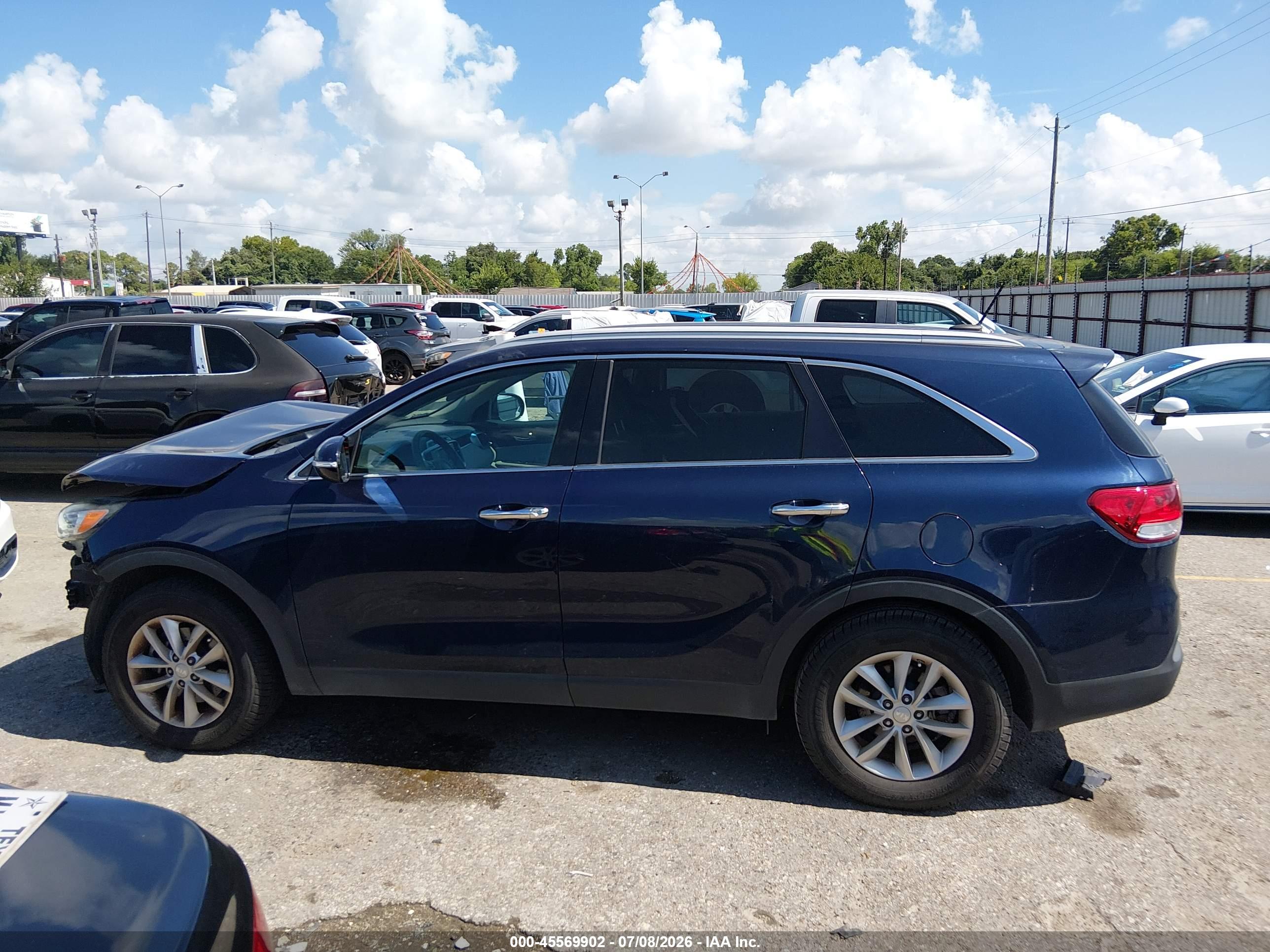 2017 KIA SORENTO 2.4L LX