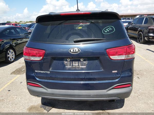 2017 KIA SORENTO 2.4L LX