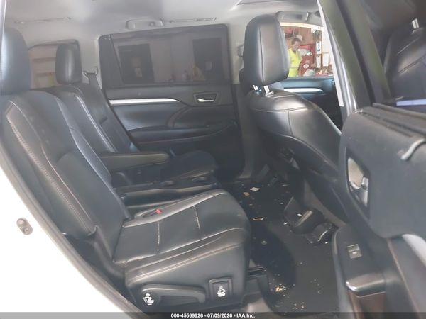 2019 TOYOTA HIGHLANDER XLE