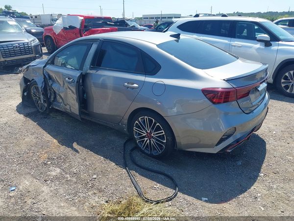 2022 KIA FORTE GT
