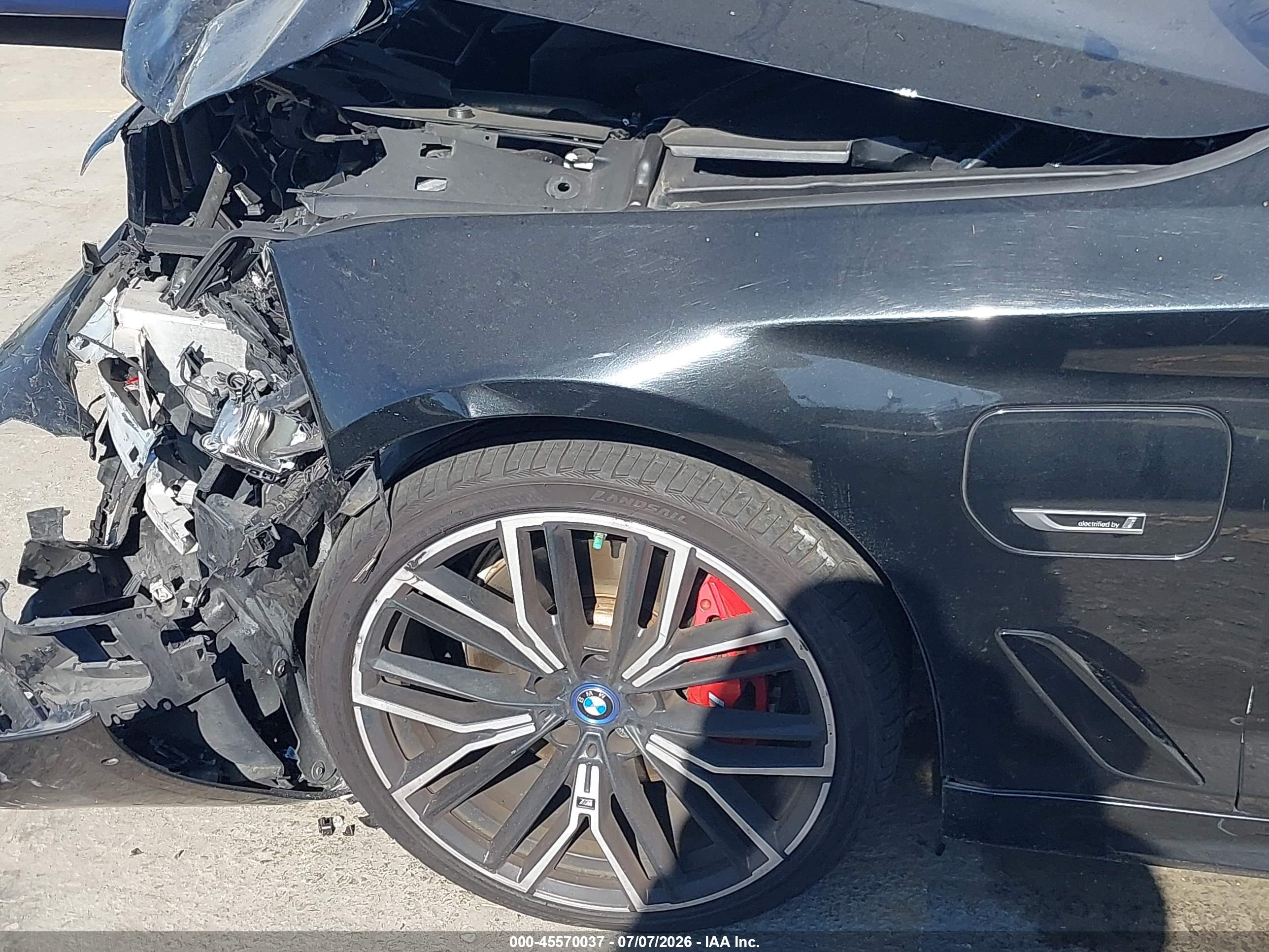 2022 BMW 530E