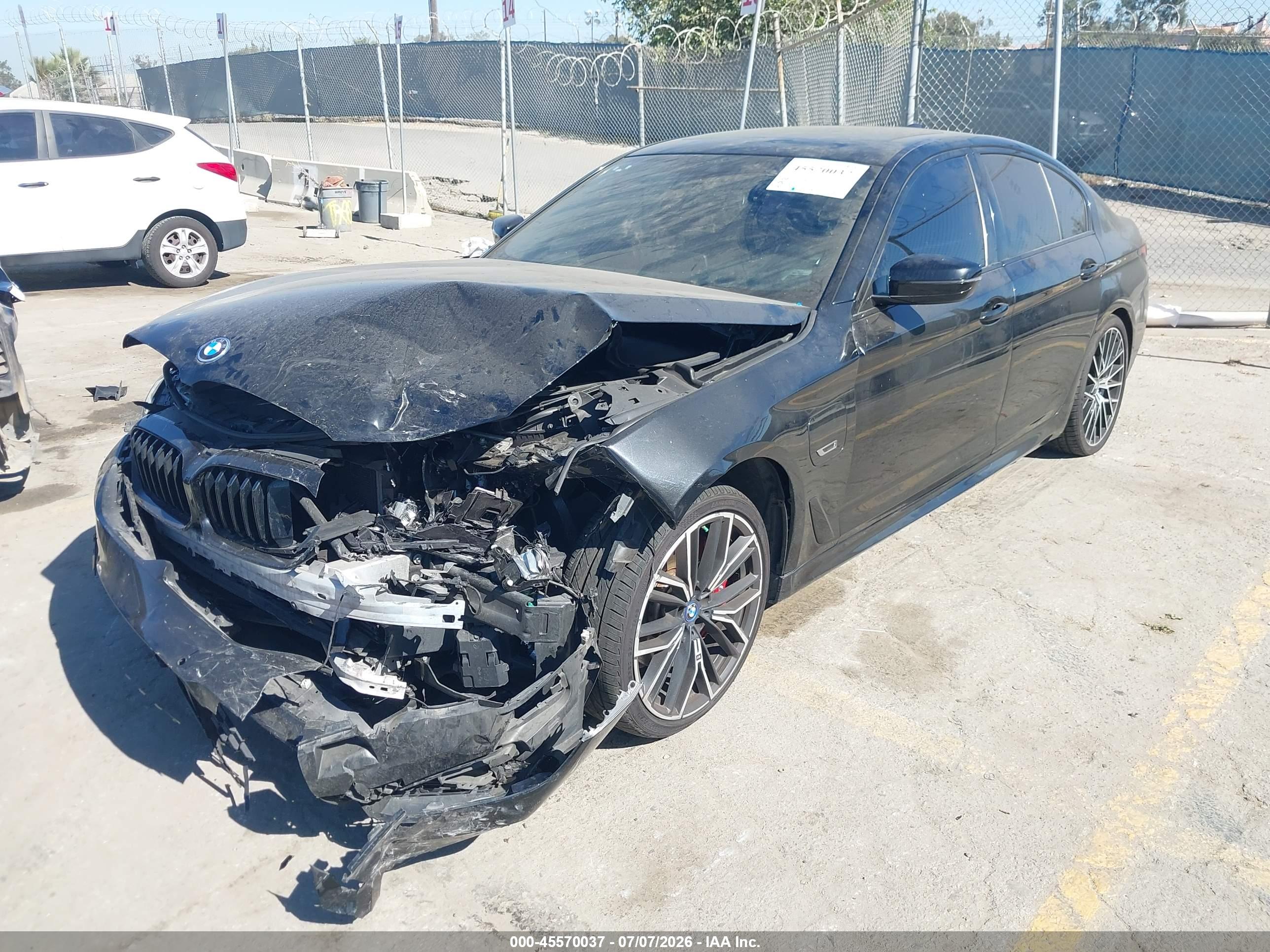 2022 BMW 530E