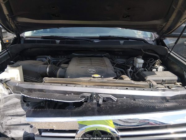 2017 TOYOTA TUNDRA SR5 5.7L V8